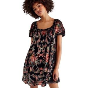 {EUC Free People Beautiful Blooms Velvet Babydoll Mini Dress Black Floral XS}